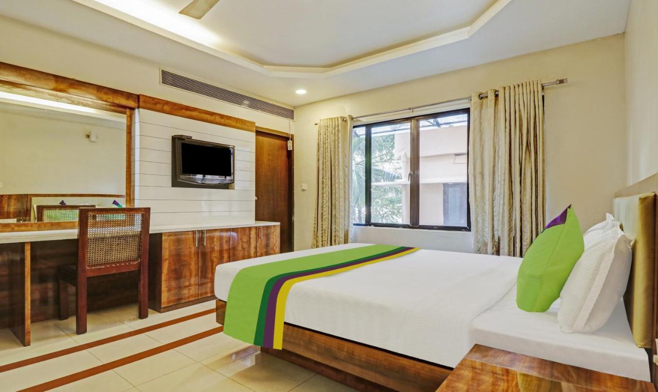 Treebo Trend Time Square Marine Drive Hotell Kochi Eksteriør bilde