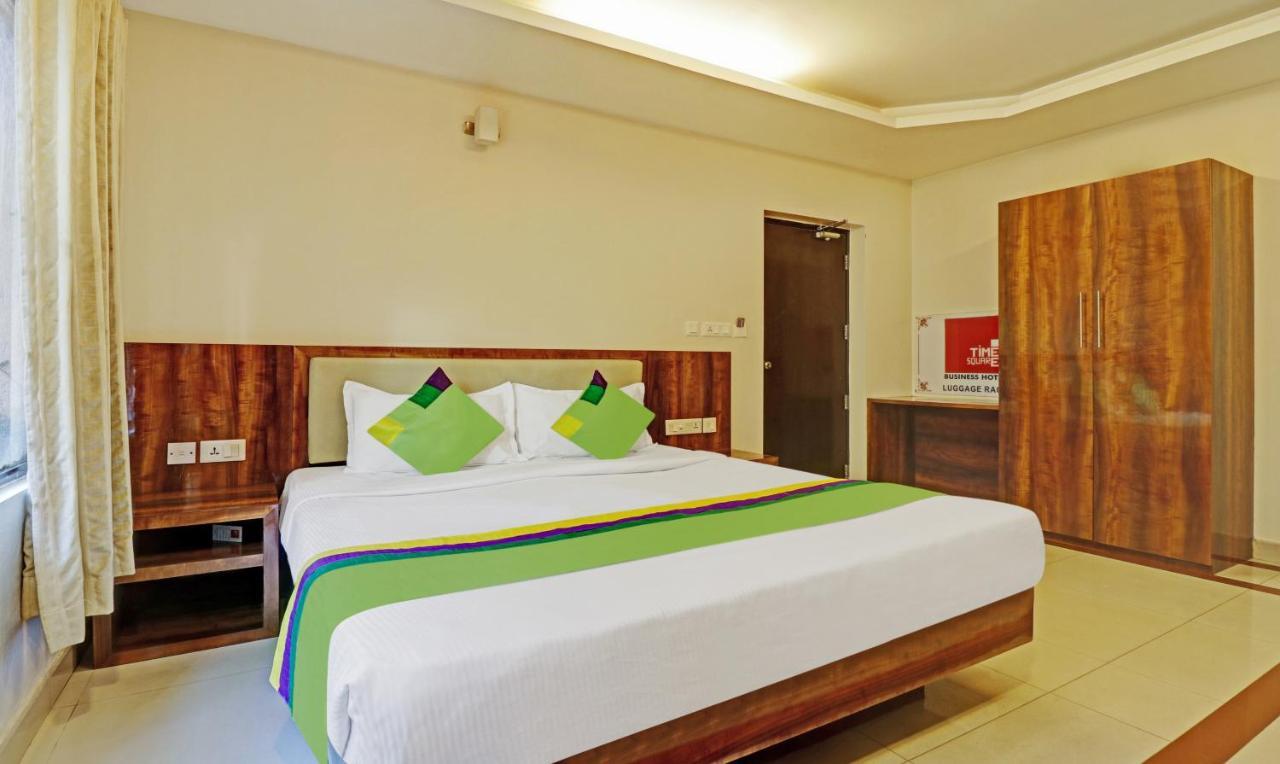 Treebo Trend Time Square Marine Drive Hotell Kochi Eksteriør bilde