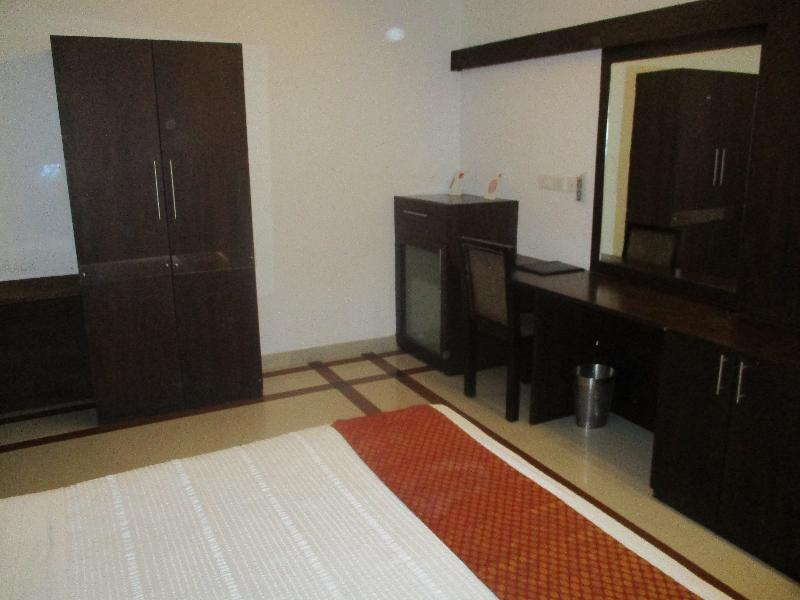 Treebo Trend Time Square Marine Drive Hotell Kochi Eksteriør bilde